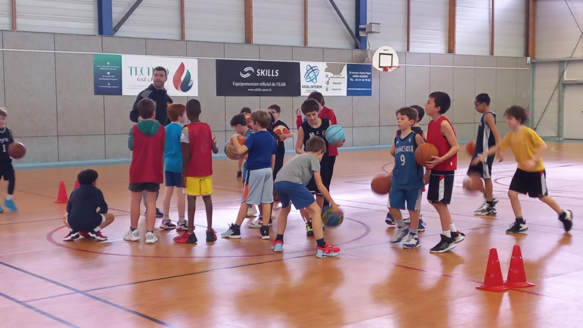 Entrainement des jeunes à l'Etoile D'Angers Basket